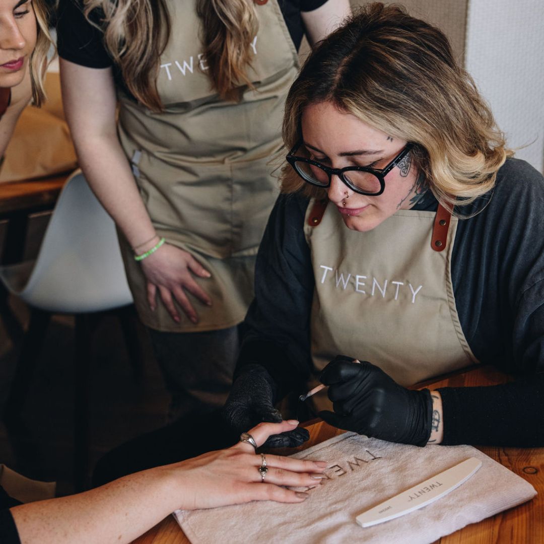 Tech Tips: Lauren’s Top 5 Tips for Thriving as a Nail Tech